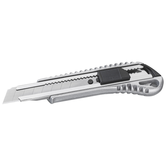 Cuttermesser mit Aluguss-Gehäuse und ergonomischem Griff, geeignet für präzise Schneidarbeiten im Handwerk und Bau